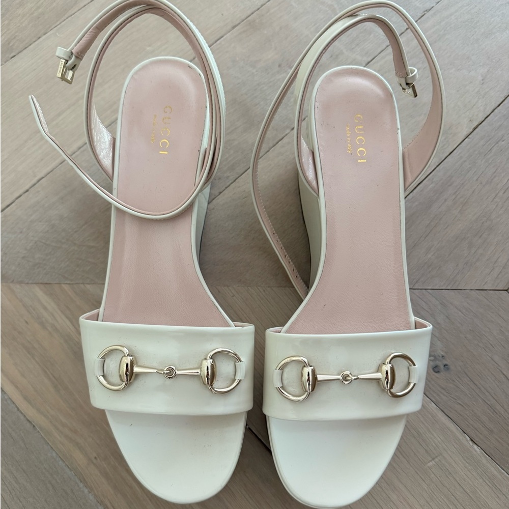 Gucci platform sandals size 39